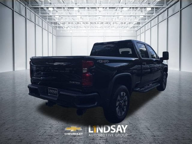 2024 Chevrolet Silverado 2500 HD Custom