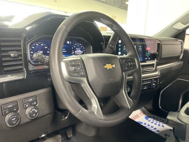 2022 Chevrolet Silverado 1500 LT (2FL)