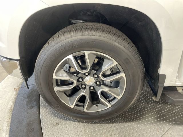 2022 Chevrolet Silverado 1500 LT (2FL)