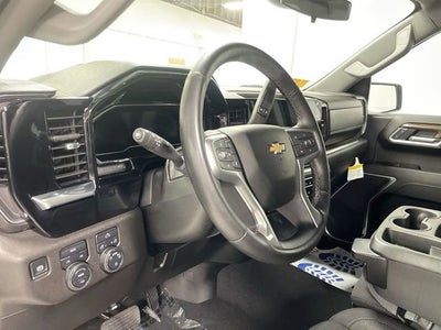2025 Chevrolet Silverado 1500 LT (2FL)
