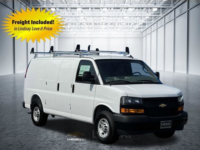 2025 Chevrolet Express Cargo WT