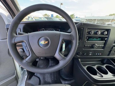 2025 Chevrolet Express Cargo WT