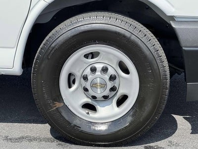2025 Chevrolet Express Cargo WT