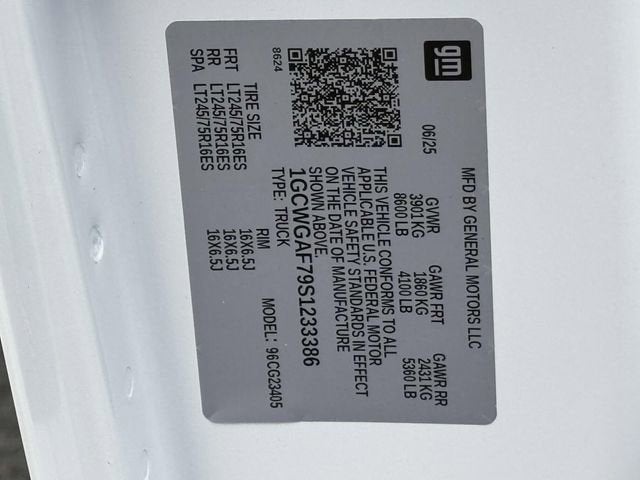 2025 Chevrolet Express Cargo 2500 WT