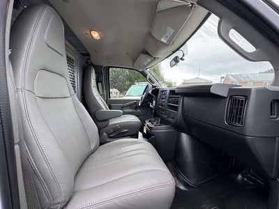 2025 Chevrolet Express Cargo 2500 WT