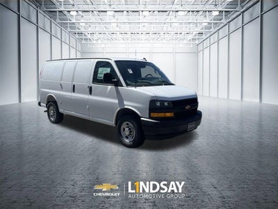 2026 Chevrolet Express Cargo WT