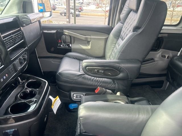 2026 Chevrolet Express Cargo 2500 WT