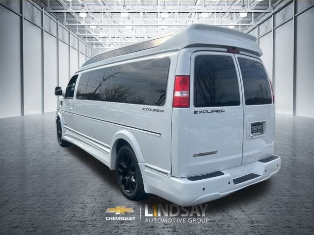 2026 Chevrolet Express Cargo 2500 WT