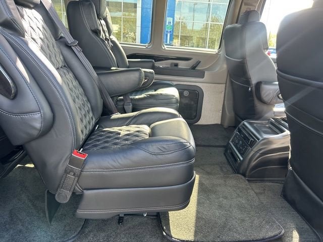 2025 Chevrolet Express Cargo 2500 WT