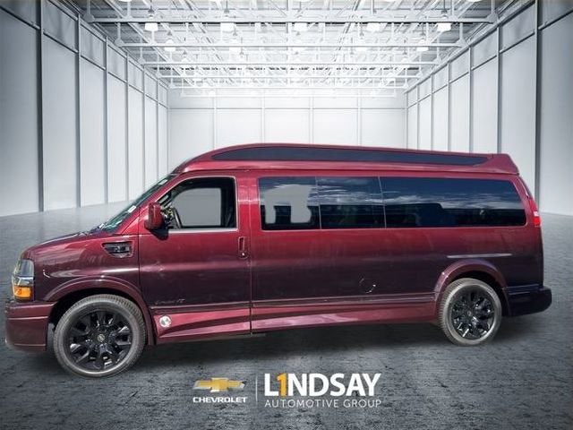 2025 Chevrolet Express Cargo 2500 WT