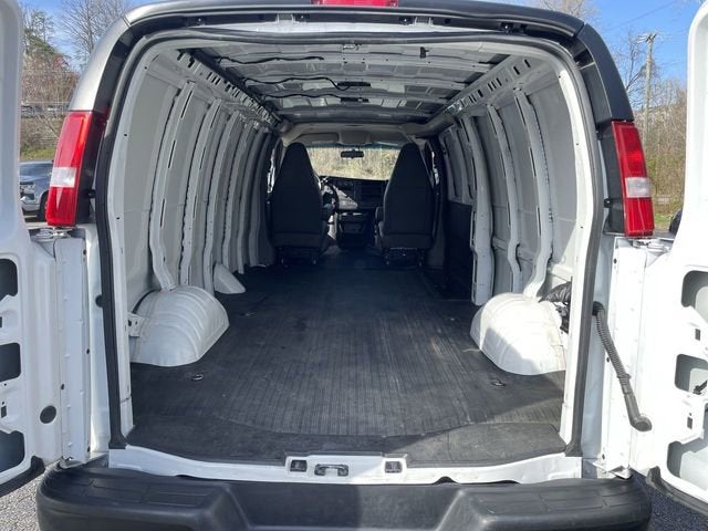 2023 Chevrolet Express Cargo 2500 WT