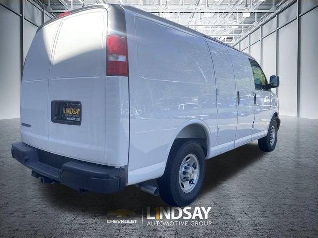 2026 Chevrolet Express Cargo Work Van - Photo 8