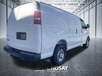2026 Chevrolet Express Cargo WT