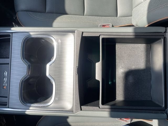 2024 GMC Acadia AT4 - Photo 21