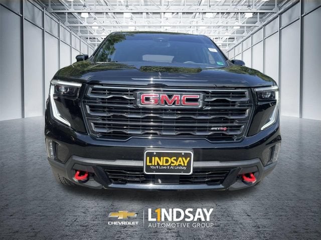 2024 GMC Acadia AT4