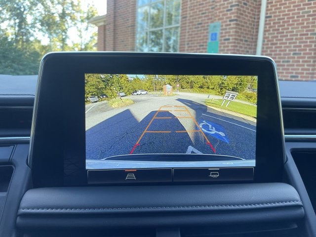 2023 GMC Yukon XL SLE