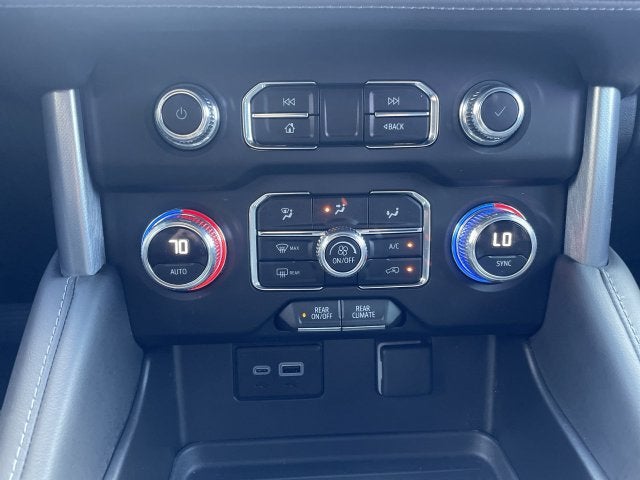 2023 GMC Yukon XL SLE