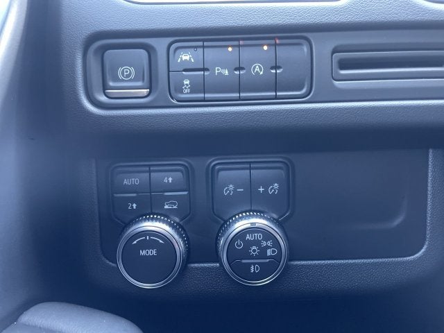 2023 GMC Yukon XL SLE