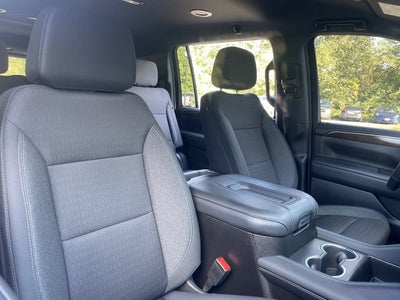 2023 GMC Yukon XL SLE
