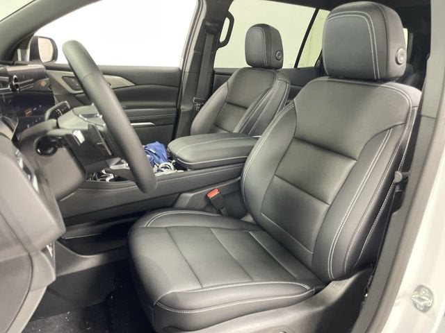 2026 Chevrolet Traverse LT - Photo 11