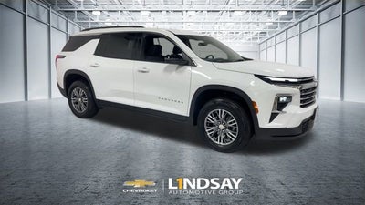 2025 Chevrolet Traverse LT