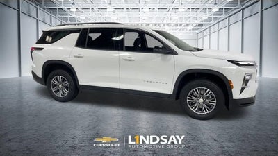 2025 Chevrolet Traverse LT