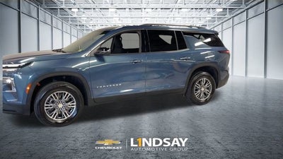 2025 Chevrolet Traverse LT