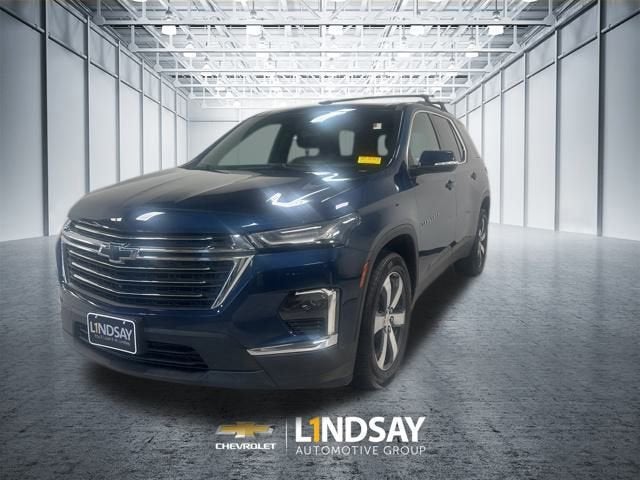 2022 Chevrolet Traverse LT Leather