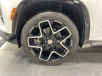 2025 Chevrolet Traverse AWD High Country