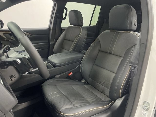 2025 Chevrolet Traverse AWD High Country