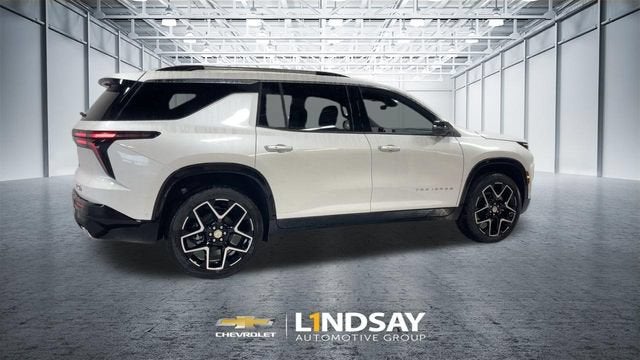 2025 Chevrolet Traverse AWD High Country