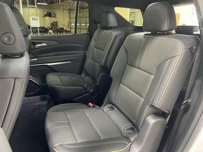 2025 Chevrolet Traverse AWD High Country