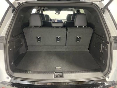 2025 Chevrolet Traverse AWD High Country