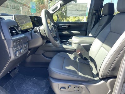 2027 Chevrolet Suburban LT