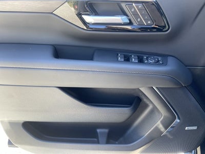 2027 Chevrolet Suburban LT