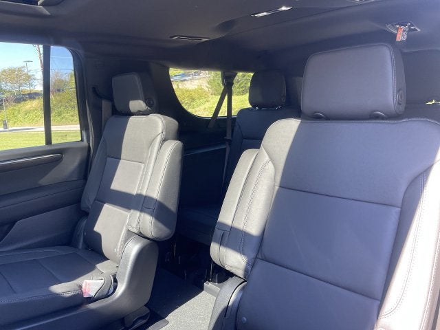 2027 Chevrolet Suburban LT
