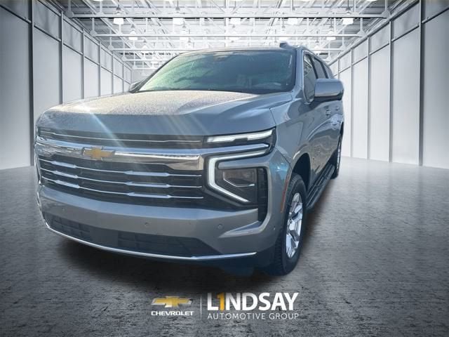 2025 Chevrolet Suburban LT