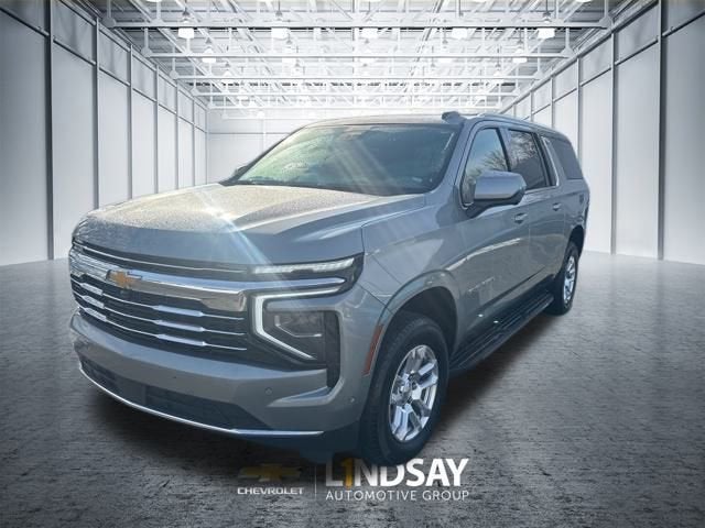 2025 Chevrolet Suburban LT