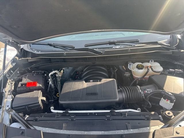 2025 Chevrolet Suburban LT