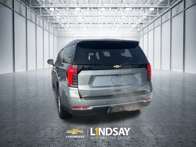 2025 Chevrolet Suburban LT