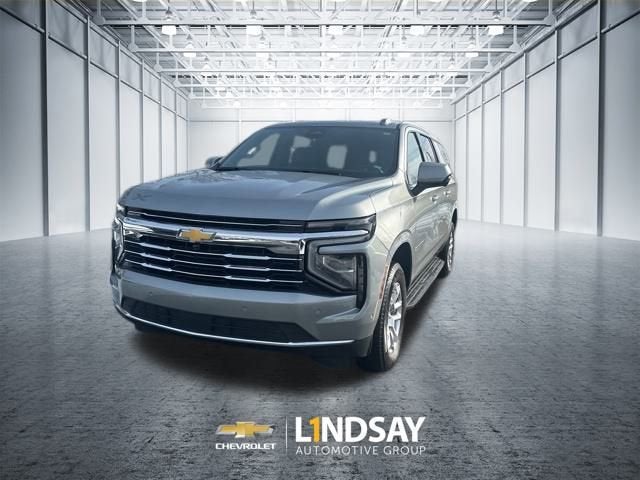 2025 Chevrolet Suburban LT