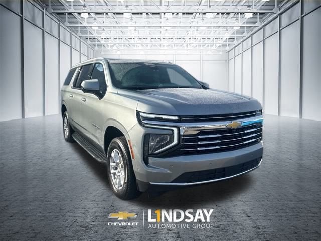 2025 Chevrolet Suburban LT