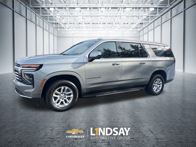 2025 Chevrolet Suburban LT