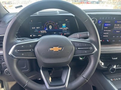 2025 Chevrolet Suburban LT