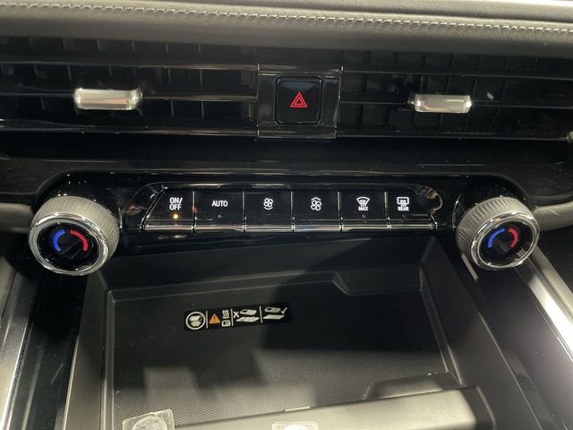 2025 Chevrolet Suburban LT