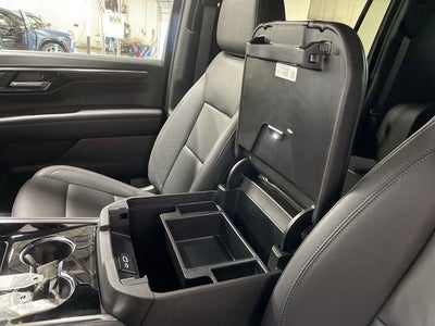 2025 Chevrolet Suburban LT