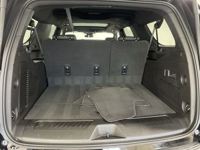 2025 Chevrolet Suburban LT