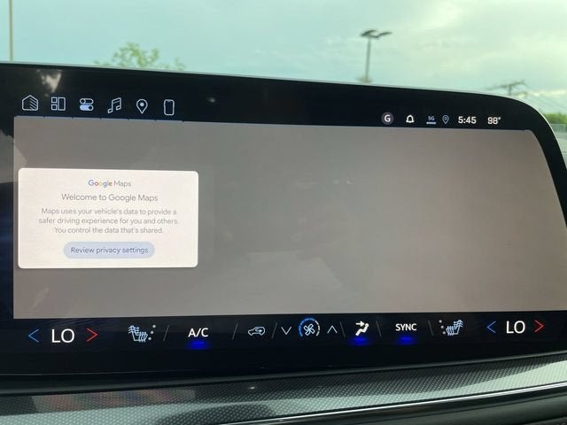 2026 Chevrolet Suburban RST - Photo 18