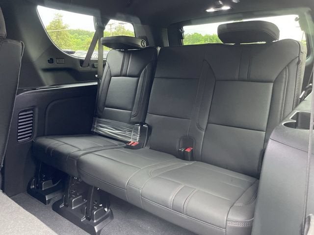 2026 Chevrolet Suburban RST - Photo 24