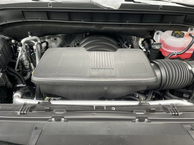 2026 Chevrolet Suburban RST - Photo 28